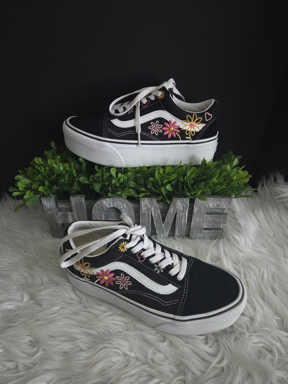 Vans Embroidered Floral Old Skool Platform Sneakers - Black. Size 7.5